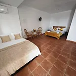 Alturas Del Montgo Πανσιόν 3*