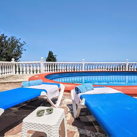 Πανσιόν Alturas Del Montgo 3*